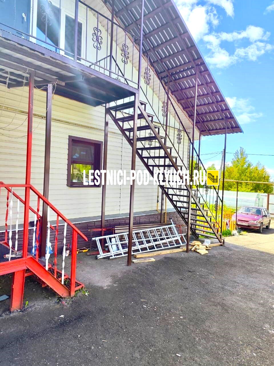 Пожарная лестница 12