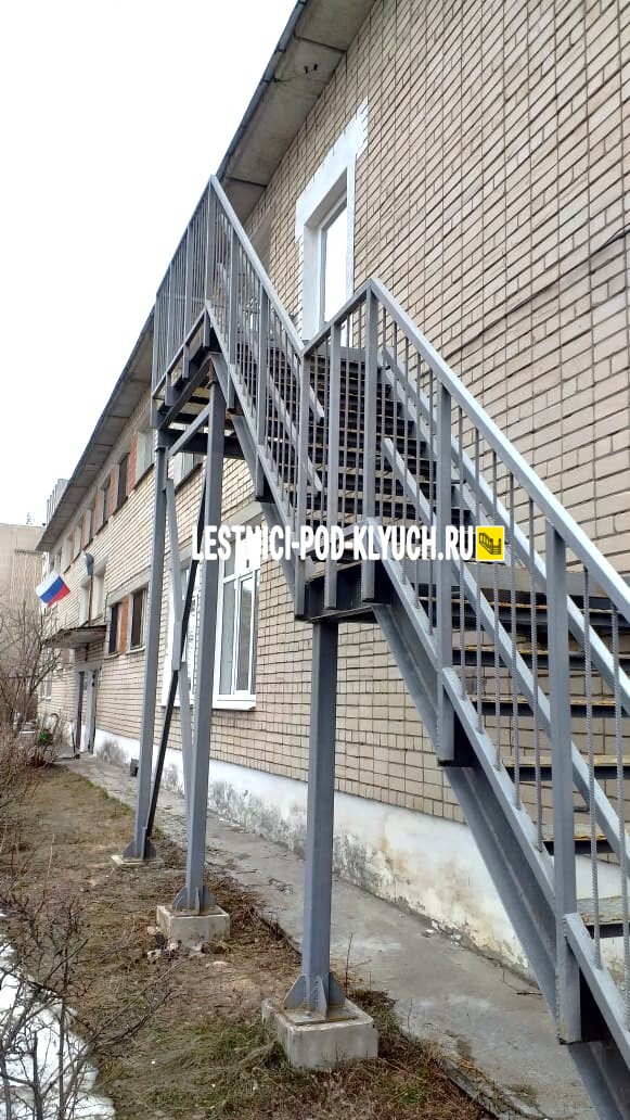 Пожарная лестница 5